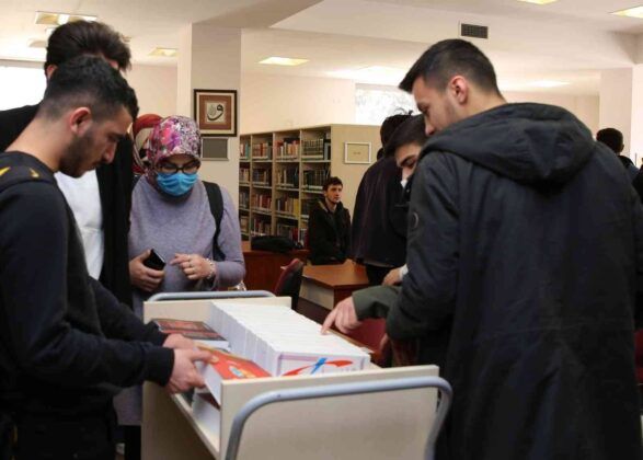 ESOGÜ Yayınları üniversite öğrencilerine ücretsiz dağıtılıyor