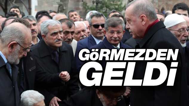 Gül’e baş selamı verdi; onu ise görmezden geldi!