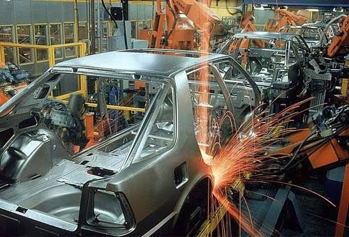 Otomotivde üretim yüzde 12, ihracat yüzde 14 azaldı