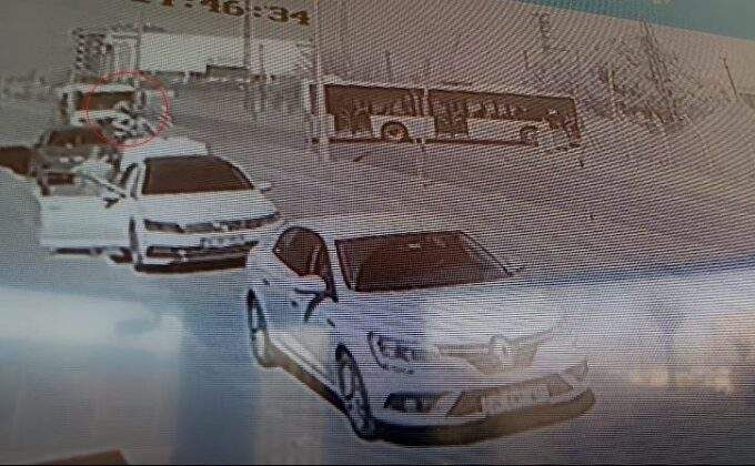Tekirdağ’da motosikletin tankerle kafa kafaya çarpıştığı kaza kamerada