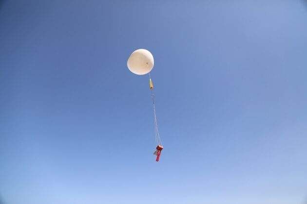 Helyum balonuyla stratosfere boru kebabı yolladı