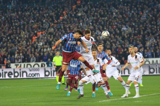 Spor Toto Süper Lig: Trabzonspor: 1 – Karagümrük: 1 (Maç sonucu)