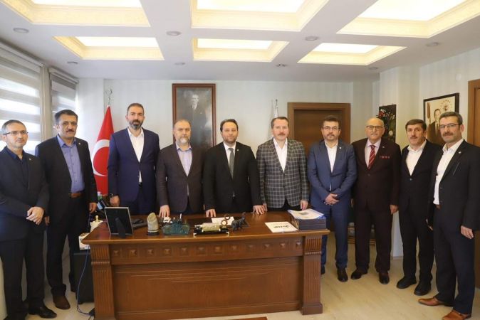 Memur-Sen ve Eğitim-Bir-Sen Genel Başkanı Ali Yalçın: ‘Enflasyon oranı verilecek zammı aştığında eşel mobil devreye girmelidir’