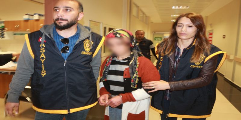 Bir günlük bebeğini boğarak öldürdü