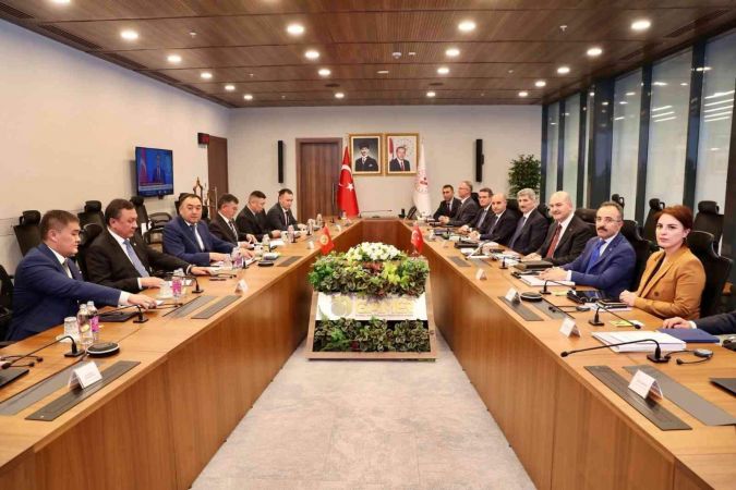 Bakan Soylu, Kırgız mevkidaşı Niyazbekov ile bir araya geldi