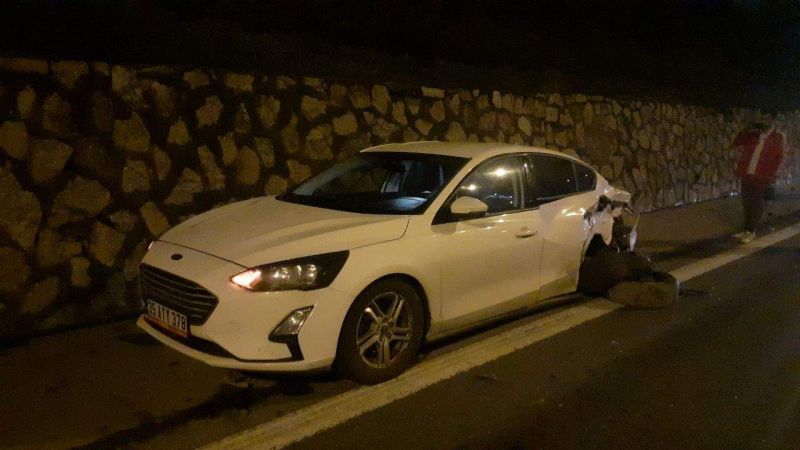 TEM’de 4 aracın karıştığı zincirleme kazada tır sürücüsü olay yerinden kaçtı