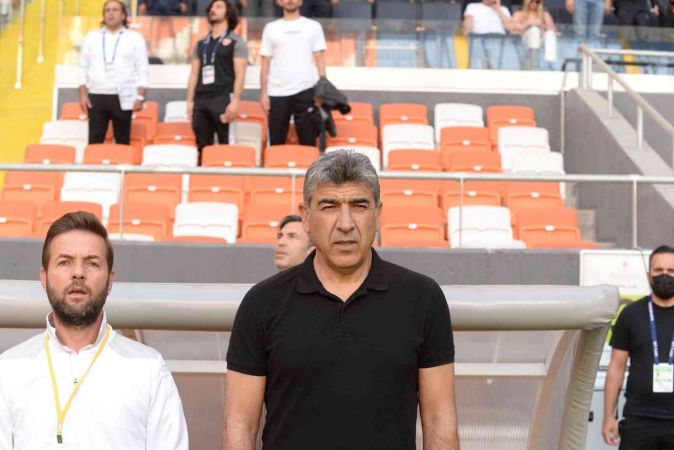 Sait Karafırtınalar: ”Hem düşme potasına hem de play-off’a 7 puan kaldı”