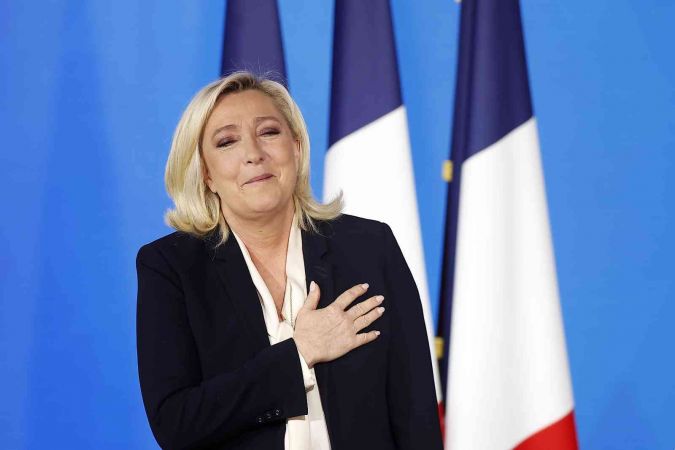 Le Pen’den ilk açıklama: ‘Bu gecenin sonucu kendi içinde büyük bir zafer’