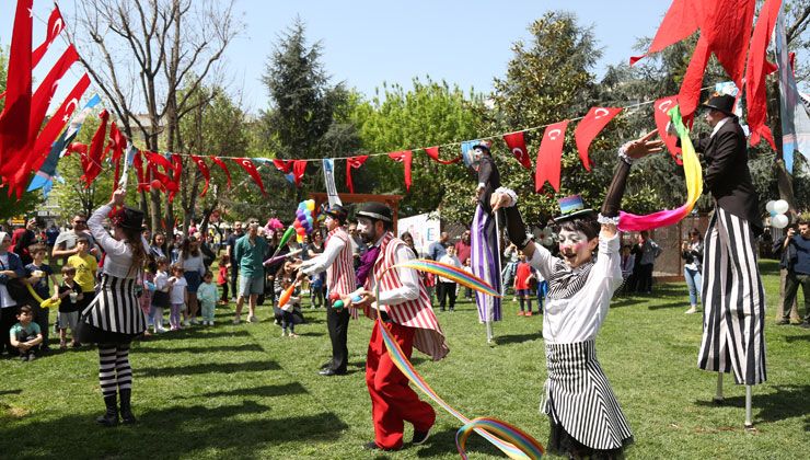 Kadıköy Belediyesi’nden 7’den 70’e Bayram Sevinci