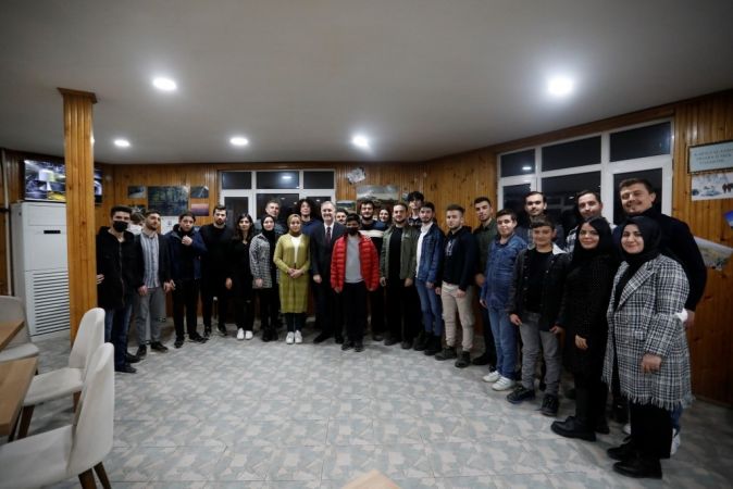 Çınar karşılama robotu TEKNOFEST elemelerini geçti