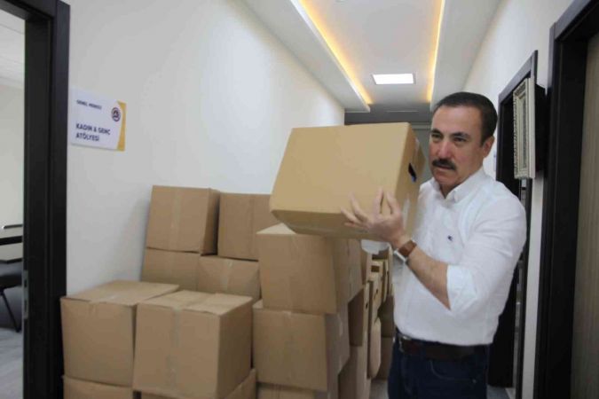 AHİD’den Ramazan’da ihtiyaç sahiplerine yardım