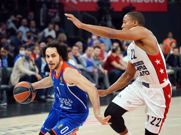THY Euroleague: Anadolu Efes: 77 – Olimpia Milano: 65