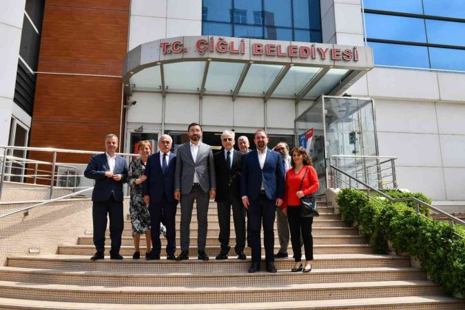 Murat Karayalçın’dan Çiğli Belediyesine bayram ziyareti