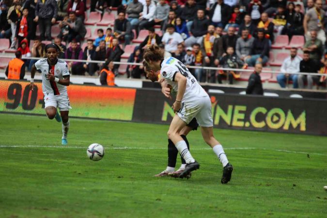 Spor Toto Süper Lig: Kayserispor: 2 – Beşiktaş: 3 (Maç sonucu)