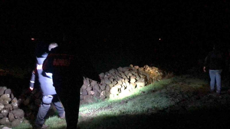 Kars’ta 12 yaşındaki çocuk kayıp: Ekipler arazide kaybolan çocuğu arıyor