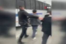 İstanbul’da sokak ve meydanlarda büyük çaplı göçmen avı: 582 düzensiz göçmen yakalandı