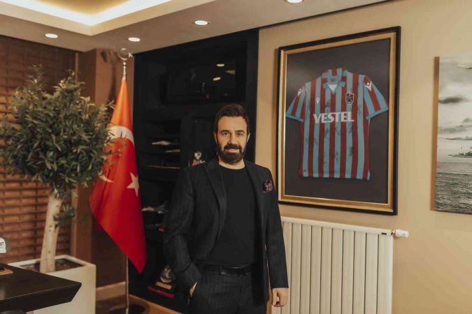 Süleyman Adanur: ‘Trabzonspor’un şampiyonluğu dünya çapında Trabzon kentine, insanına yakışır şekilde kutlandı’