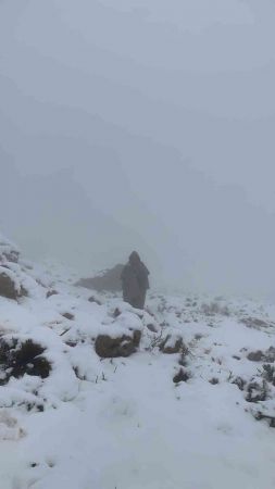 MSB: “Yiğitlerimiz, çocuklarımızı üzmeye kalkan teröristleri incitmeye devam edecek”