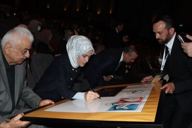 İlim ve Fazilet Vakfı 50. Yılını Kutladı