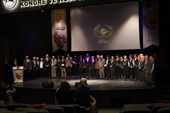 İlim ve Fazilet Vakfı 50. Yılını Kutladı