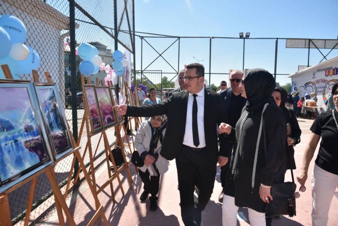 Engelli öğrencilerin yaz festivali Mustafakemalpaşa’yı gülümsetti