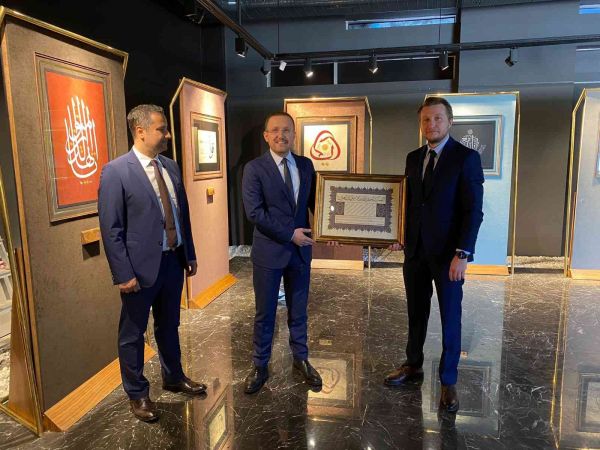 “İman Ayetleri Hat Sergisi” Albaraka Sanat Galerisi’nde açıldı