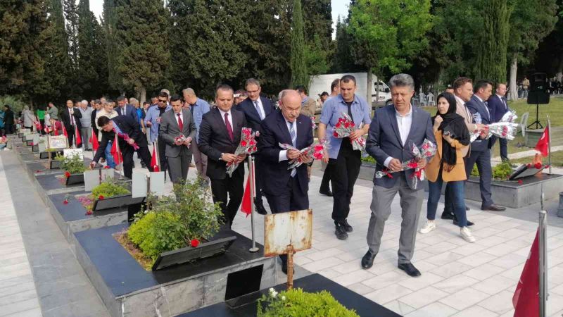 Soma’da 301 şehit madenci düzenlenen törenle anıldı