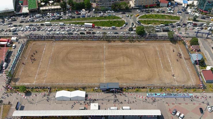 Ata sporu ‘Atlı Cirit’ Kağıthane’de yaşatılıyor