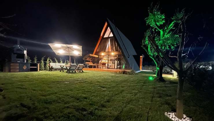 İstanbul’da Zeytinli Köy’de daire fiyatına bahçeli villa yaşamı