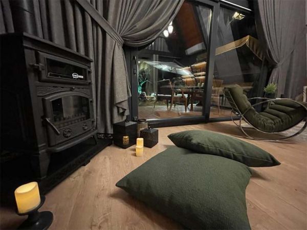 İstanbul’da Zeytinli Köy’de daire fiyatına bahçeli villa yaşamı