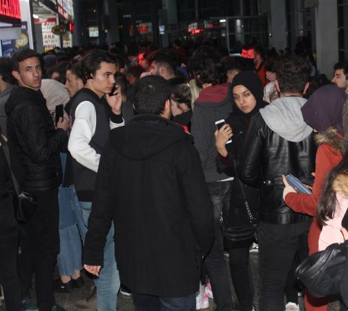 Haberi duyan oraya koştu! Uzun kuruklar oluştu