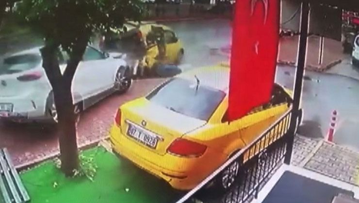 Ağır yaralanan taksici 3 gündür yoğun bakımda yaşam mücadelesi veriyor