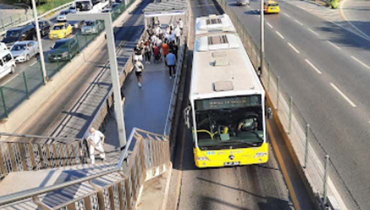 İstanbul’da öğrenci abonmanlarına yapılan zam geri alındı