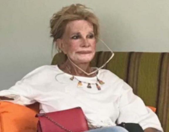 Pakize Suda’dan üzen haber: ‘Artık kimseyi tanımıyor’