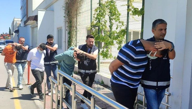 Kadın kılığına girip kızının sevgilisine randevu verdi, canından oldu!