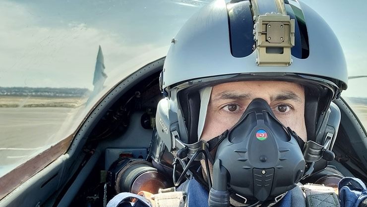 Selçuk Bayraktar, MiG-29 AKINCI ile uçtu