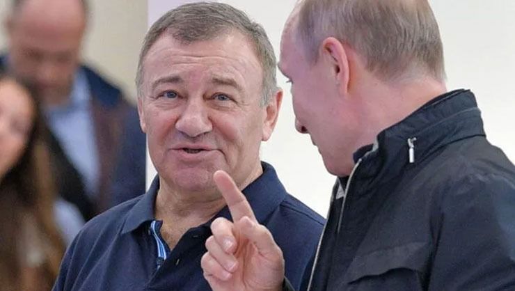 Putin’i iktidara getiren isimdi… İstifa etti!