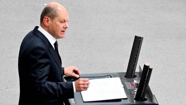 Olaf Scholz: Ukrayna’ya hava savunma ve radar sistemleri vereceğiz