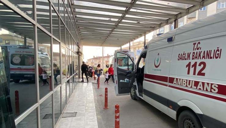 Yabancı uyruklu şahıs tartıştığı dövmeciyi bıçakladı