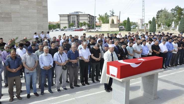 Hatay’da öldürülen Uzman Çavuş Hüseyin Özkan defnedildi