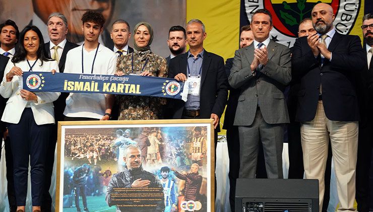 Fenerbahçe’de İsmail Kartal’a veda edildi
