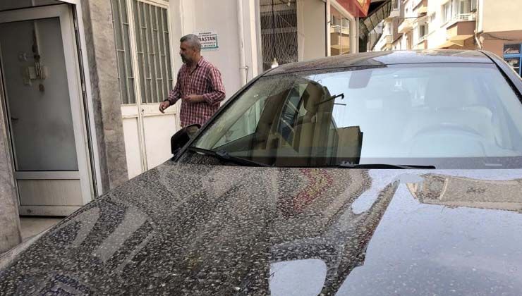 Sinop’ta tozlu yağmur yağdı, oto yıkamacılar hareketlendi