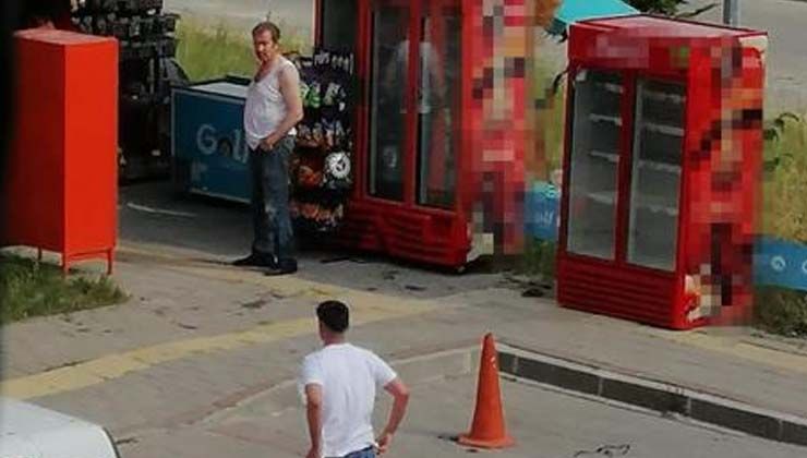 Sokak ortasında doktorla esnaf kavga etti