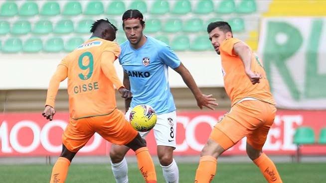 Aytemiz Alanyaspor Gaziantep’i mağlup etti
