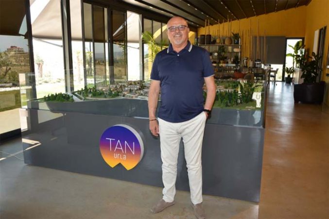 Tan Urla’dan doğayla uyumlu modern köy yaşamı