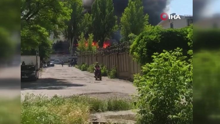 Rusya, Donetsk ve Luhansk’ı vurdu: 8 ölü