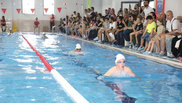 Geleceğin şampiyonları başarıya kulaç attılar