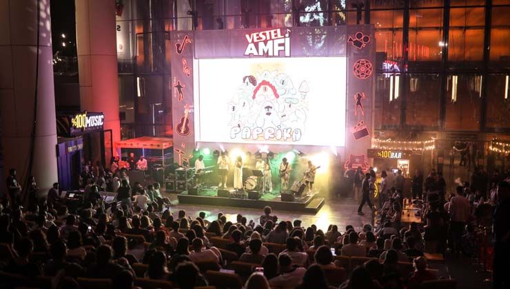 Zorlu PSM şehirde açık hava keyfini yaşamak isteyen herkesi Vestel Amfi’ye davet ediyor