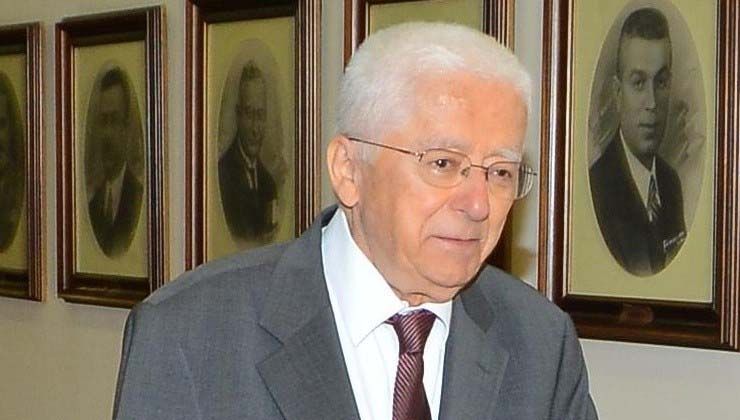 Eski Bakan Tarhan Erdem hayatını kaybetti