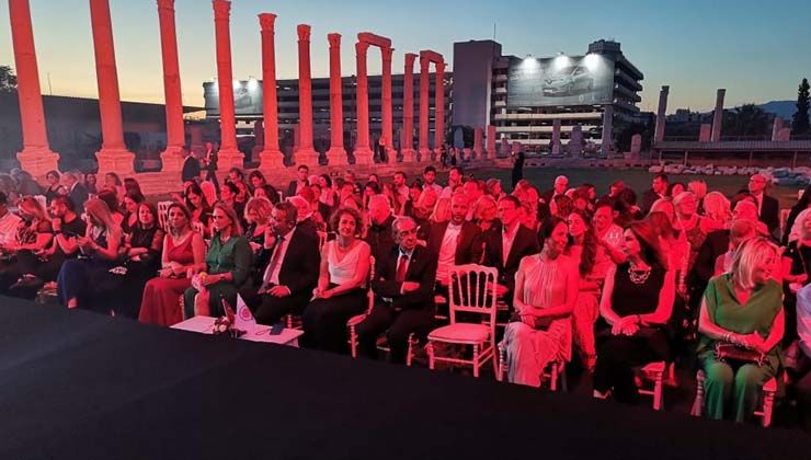 Lösemili çocukların aileleri için Askıda Oda projesi